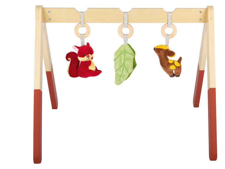 Playtive Drevená hrazdička s hračkami (veverička/srnka) Playtive